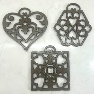 Set of 3 Pampered Chef Cast Iron Trivets - Round Up From the Heart Collection